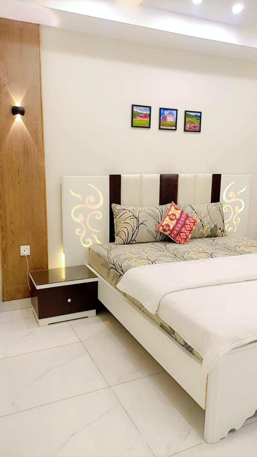 Royal Galaxy Hotel & Residence - Near Islamabad International Airport & Motorway Ngoại thất bức ảnh