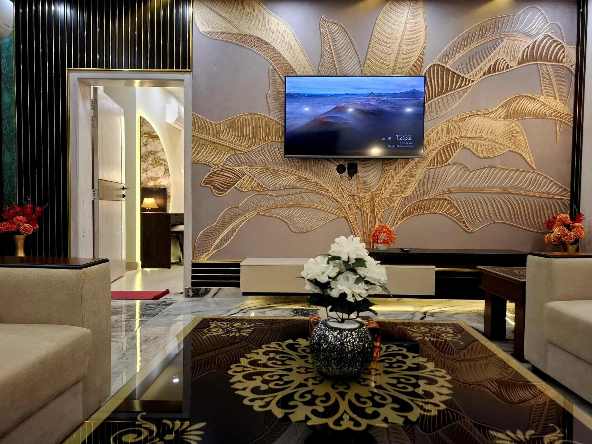 Royal Galaxy Hotel & Residence - Near Islamabad International Airport & Motorway Ngoại thất bức ảnh