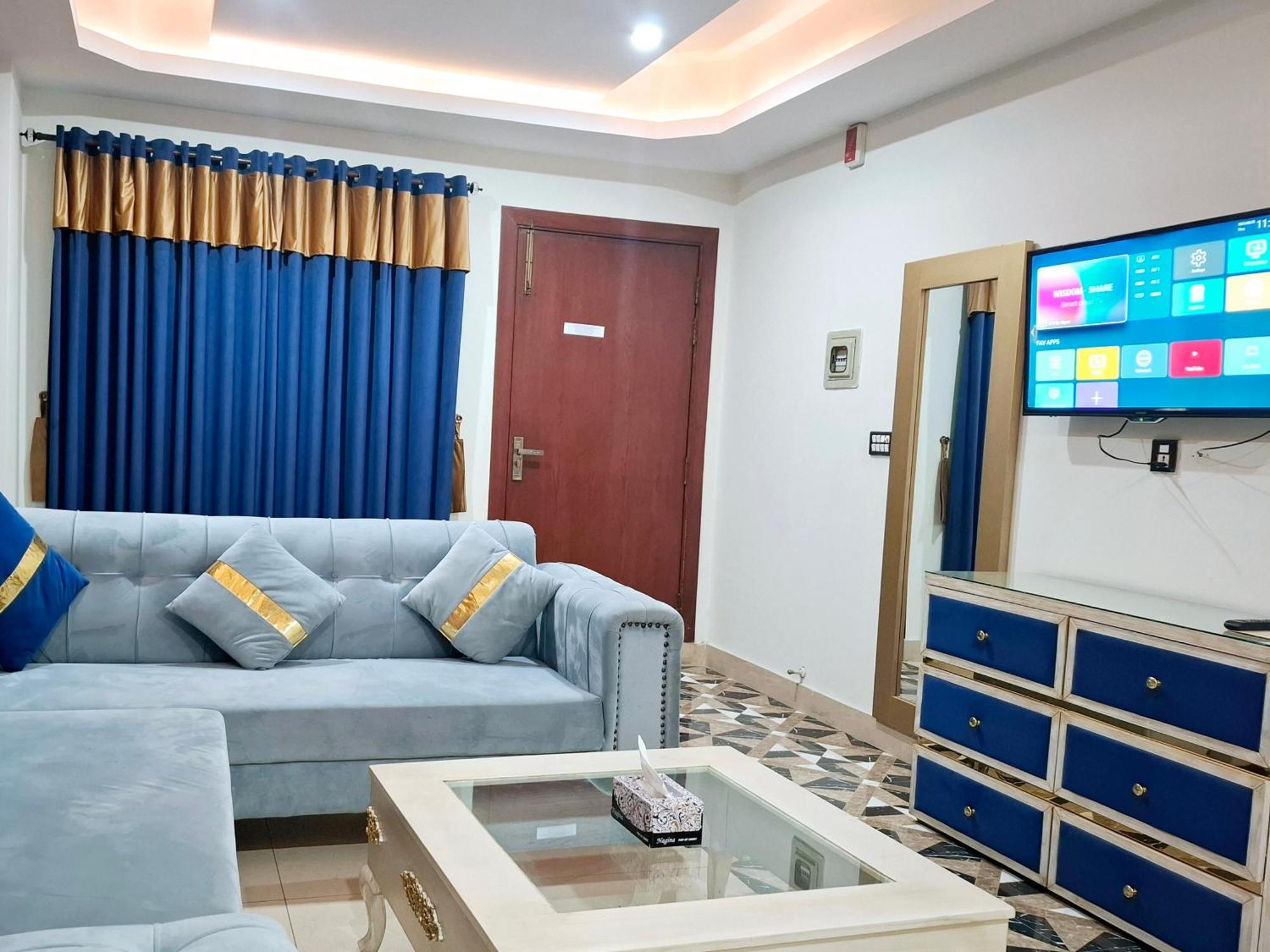 Royal Galaxy Hotel & Residence - Near Islamabad International Airport & Motorway Ngoại thất bức ảnh