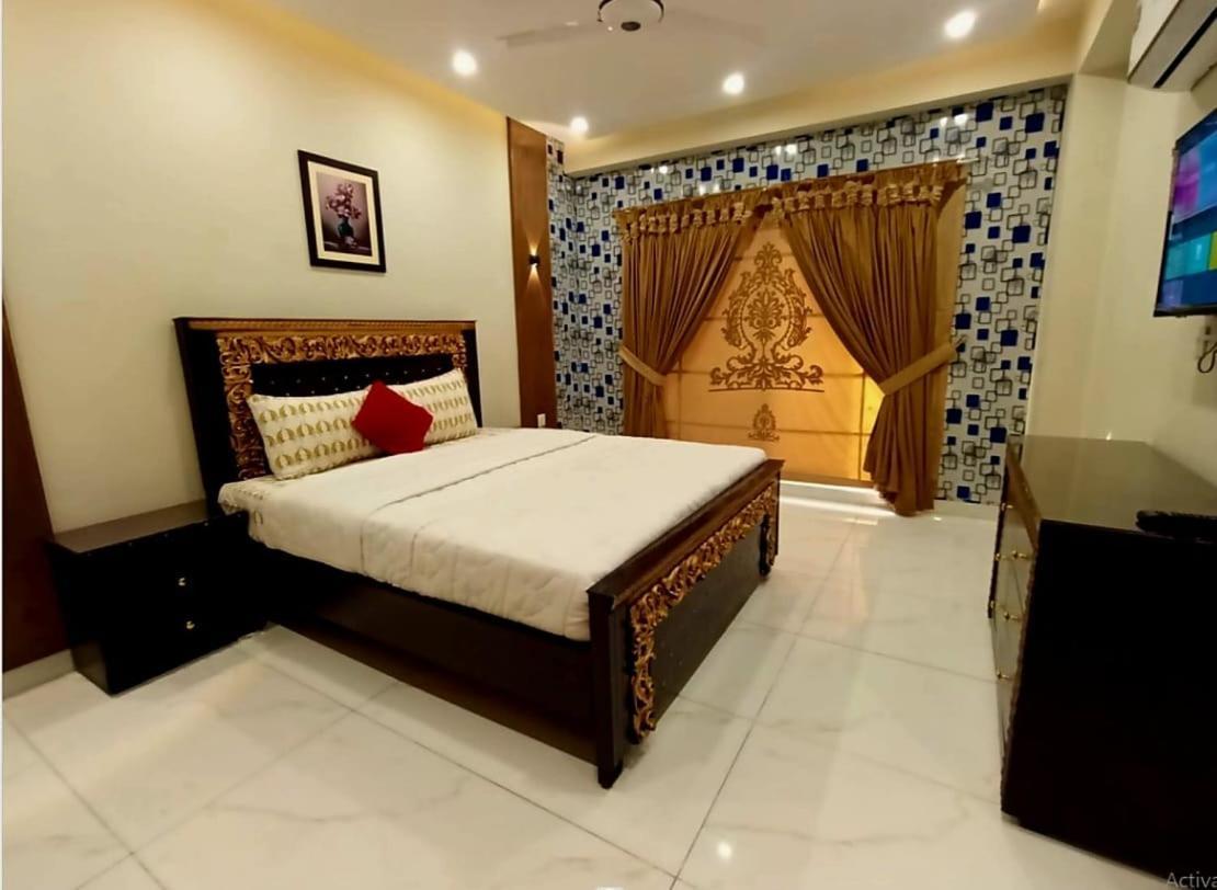 Royal Galaxy Hotel & Residence - Near Islamabad International Airport & Motorway Ngoại thất bức ảnh